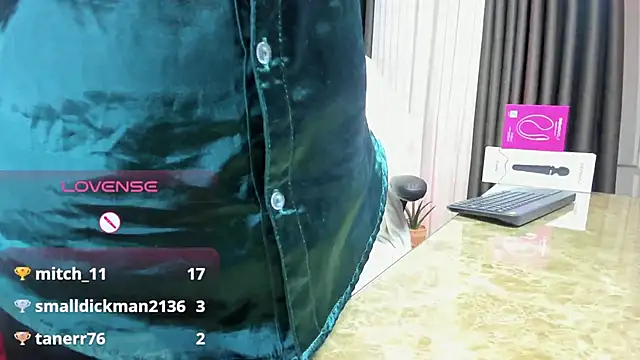 VictoriaPaker Chat XXX live