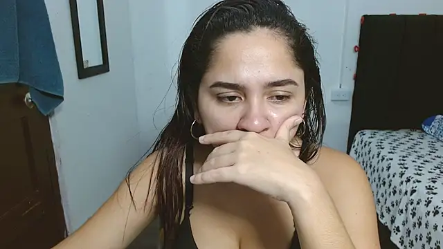 Thalian's Live XXX Chat