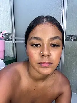 JANYLOVE__: онлайн-секс-чат