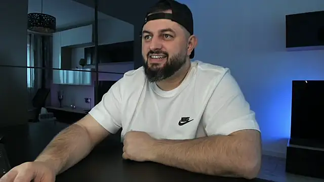 DravenPeak: вебкам-шоу