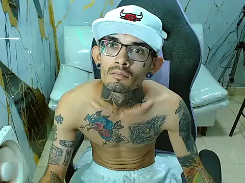 Chat XXX en directo de Boy_tatto77