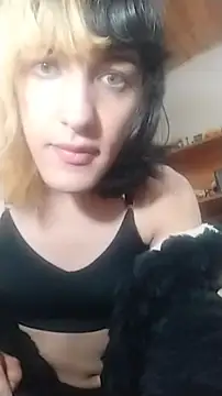 Show modela MakiMorningstar na web-kameri