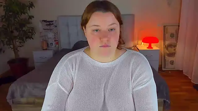 PolinaSalvatore Adlı Modelin Canlı XXX Sohbeti