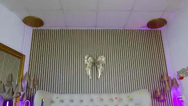 PlayfulShow Webcam show