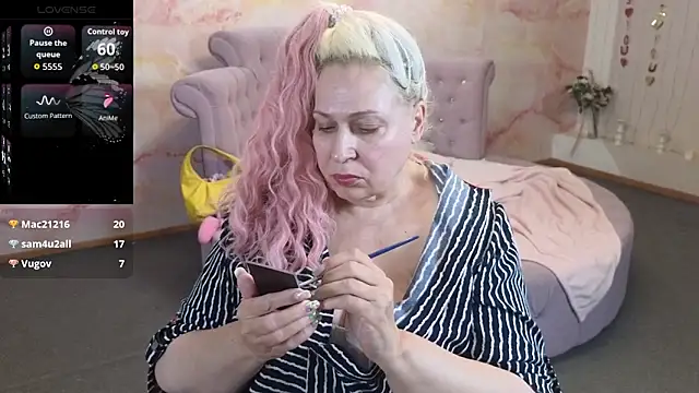 Penelope_Pinky: απευθείας συνομιλία ΧΧΧ