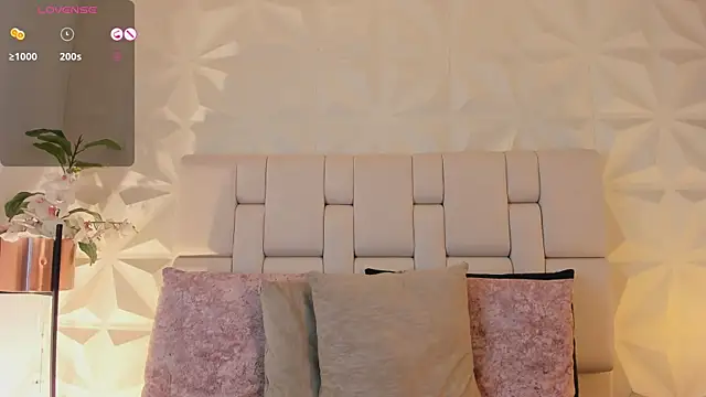 scarlettadams__: онлайн-секс-чат