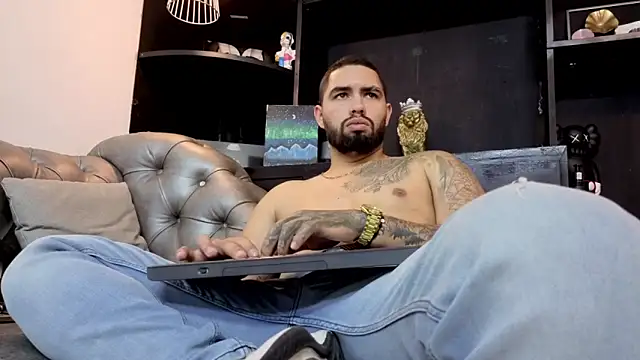 matteosantos élő XXX-chatje