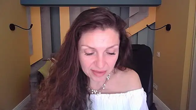 Chat XXX en directo de EllaLong