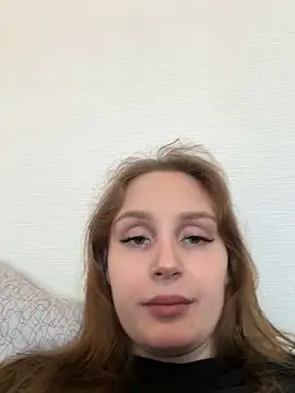 Chat XXX en directo de HoneyLace_