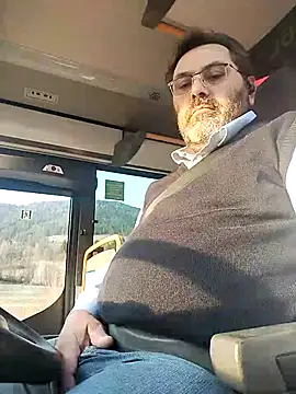 Necroforo Adlı Modelin Canlı XXX Sohbeti