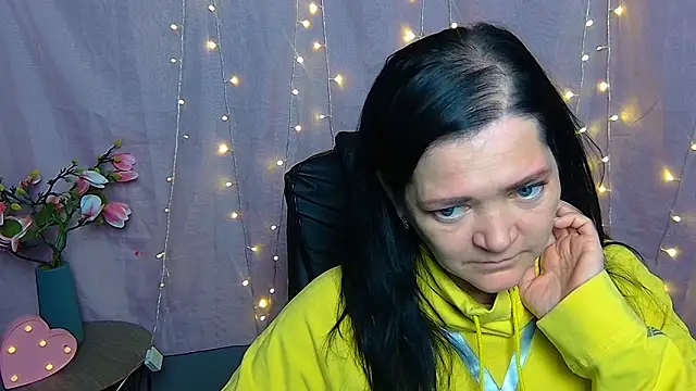 LauraFinn Live XXX-chat