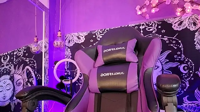 Gaia_Gatex's Live XXX Chat