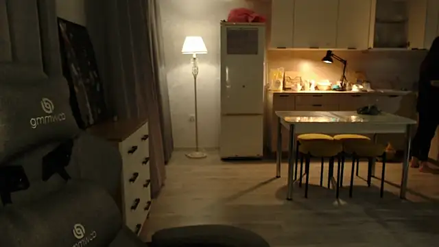 _lalune_'s Live XXX Chat