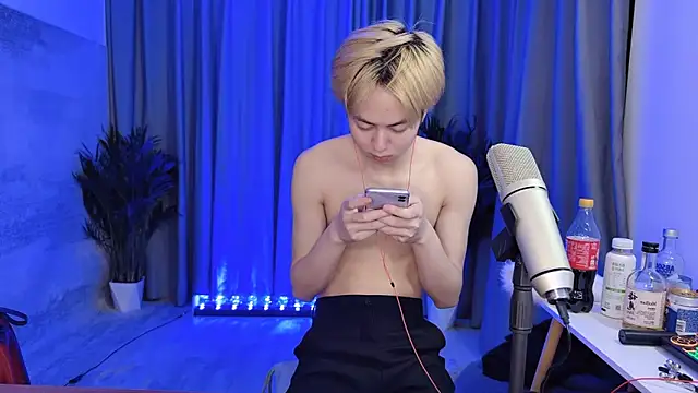 Pokazy przed kamerką – hafabva