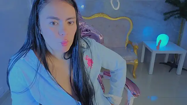 nati06_s' Live XXX Chat