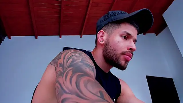 Chat +18 de Santos_ramirez1 ao vivo