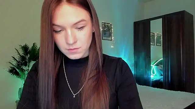 Chatroom XXX en direct de luna_lust_212