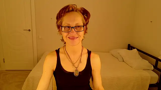 LioraWeiss Adlı Modelin Canlı XXX Sohbeti