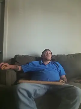 yourMasterisBored's Webcam Show