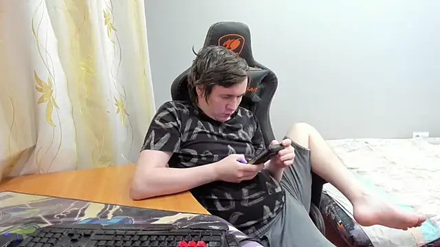 iliaskrislove Adlı Modelin Web Kamerası Şovu