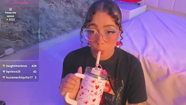 Živý XXX chat antonelllepiercee