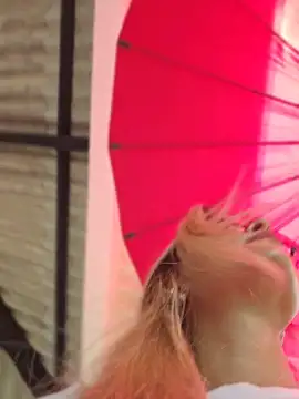 Pretty_roxxyy Chat XXX in diretta