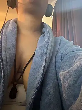 nickytheehawtie's Live XXX Chat