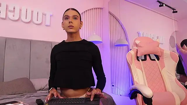 Luxa_Velvet's Webcam Show