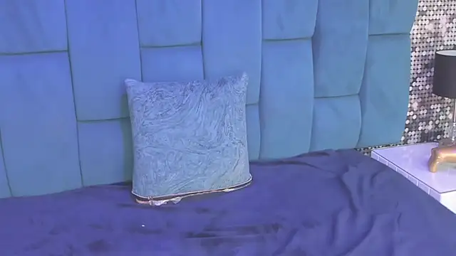 reze_chaw: онлайн-секс-чат