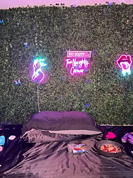 RenaThickAssのライブXXXチャット