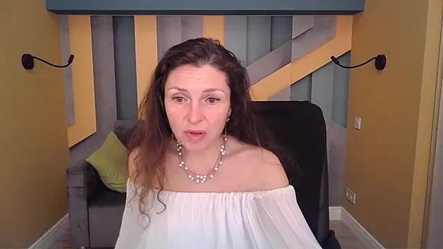 Chat +18 de EllaLong ao vivo