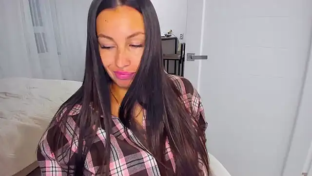 AvisFlowers' Live XXX Chat