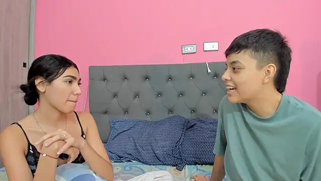 ariloe_quintero's Live XXX Chat