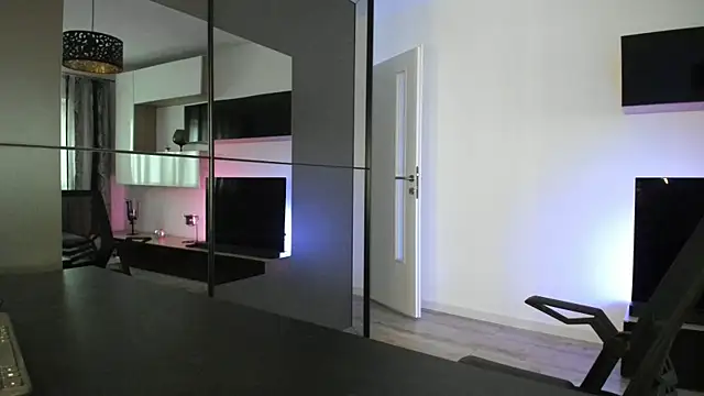 Chat +18 de DravenPeak ao vivo