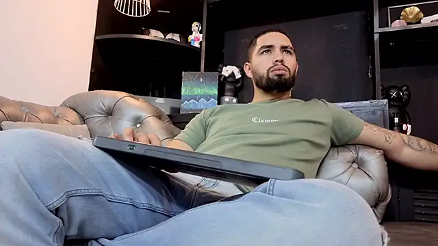 matteosantos Chat XXX live