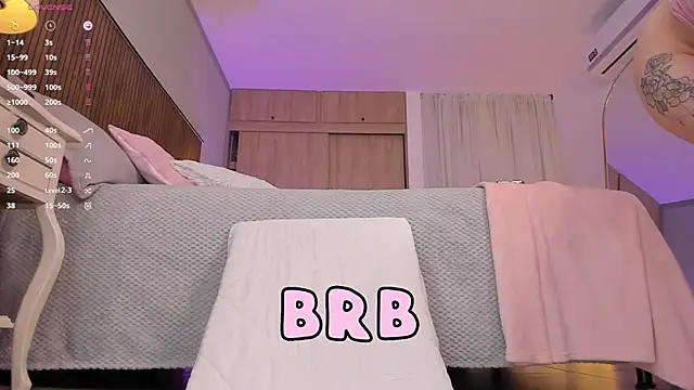 tatikiss_ Obrolan Langsung XXX