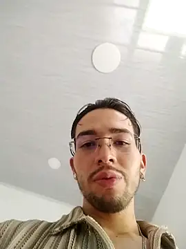 Kendy_Lians – webcam-show