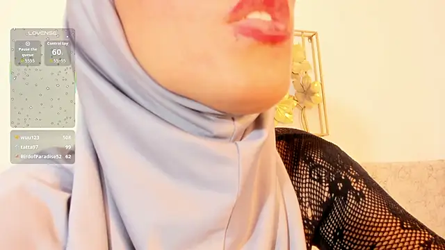 hanajameela Adlı Modelin Canlı XXX Sohbeti