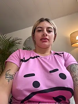 Czat XXX na żywo – AtheneaRossi