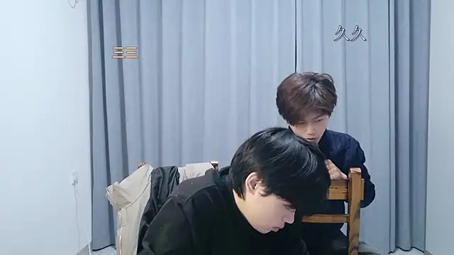 stripcha-798's Webcam Show