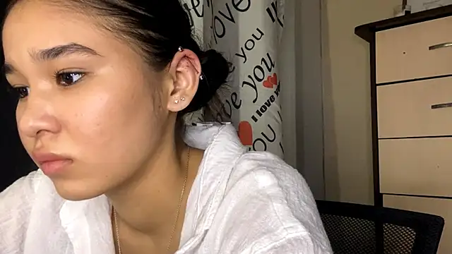 Онлайн чат XXX CatherineForbes