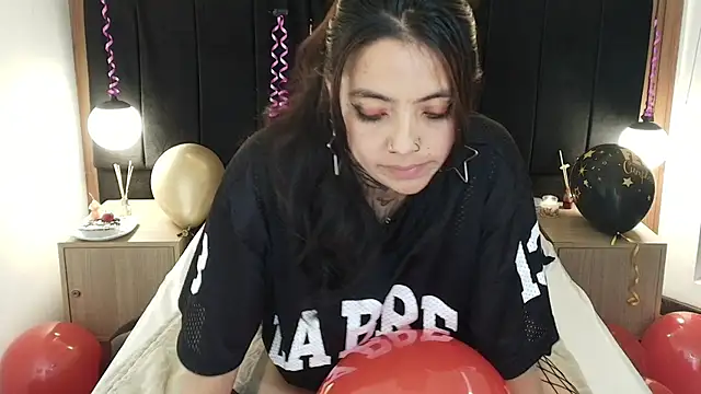 LiaMonroee_ 라이브 XXX 채팅