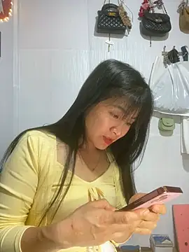 o-one-o Live XXX Chat