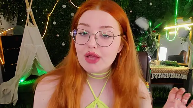 Chat +18 de StaceyJensen ao vivo