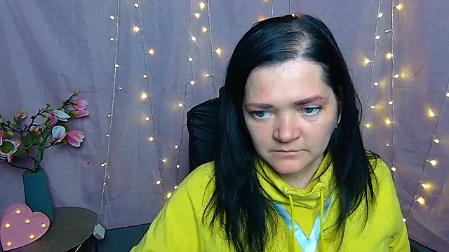 LauraFinn – Live XXX-chat