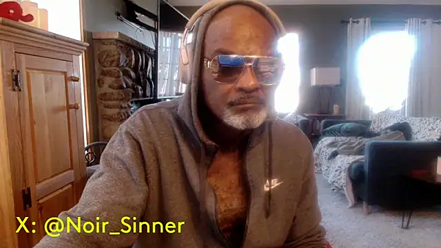 sinnernoir webkamerás műsora