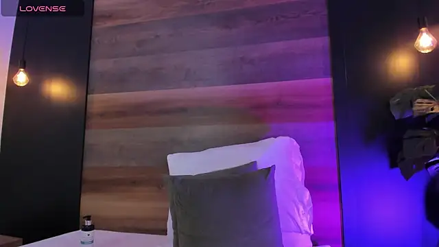 desireee_: онлайн-секс-чат