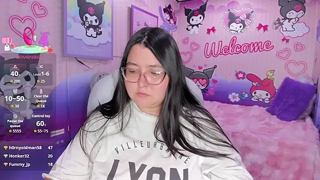 Dulce_meow élő XXX-chatje