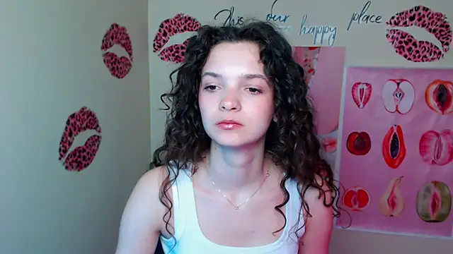 _SusieSu_'s Live XXX Chat