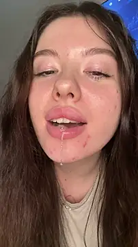 Онлайн чат XXX Kimi_Ass